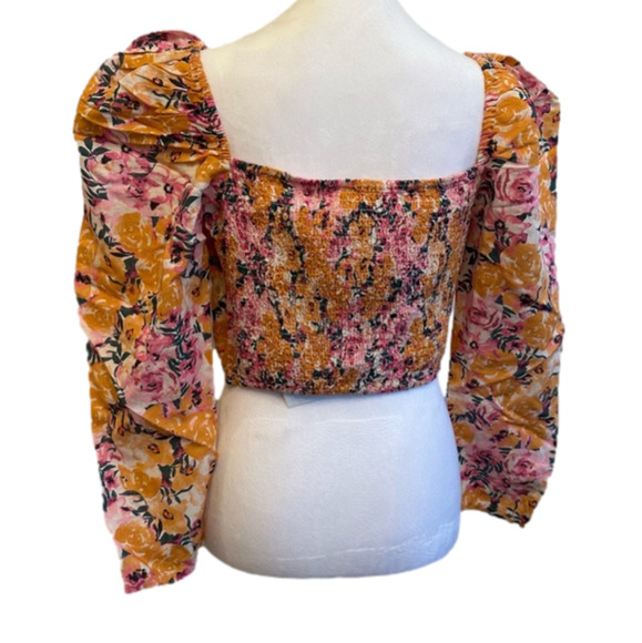 Something Navy Crop Top Floral Puff long Sleeve - Picture 2 of 8